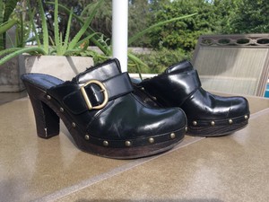 vegan leather clogs