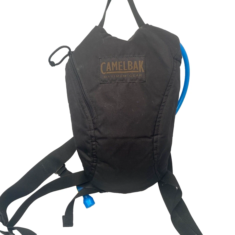 CamelBak Maximum Gear Hydrobak 1,5 л/50 унций — черный с нагрудным ремнем — - Изображение 2 из 4