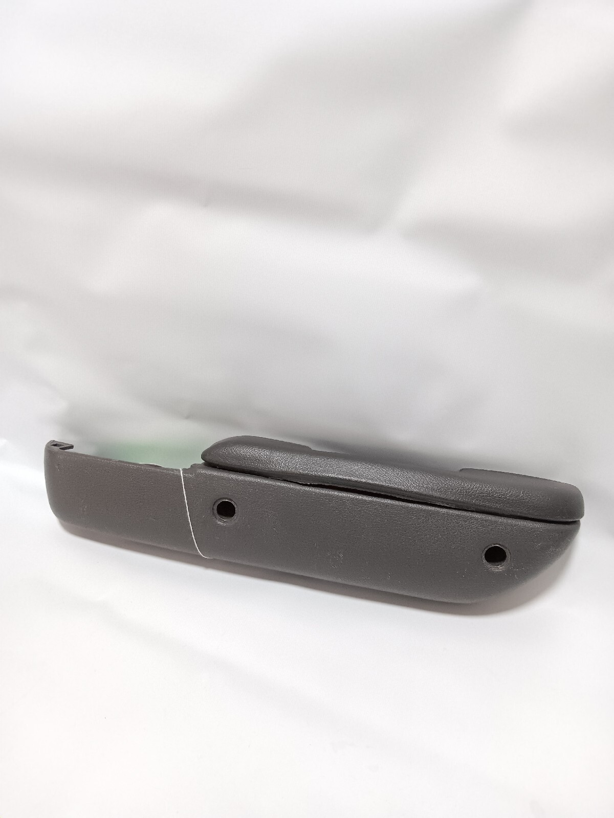 92-95 TOYOTA 4RUNNER DOOR ARM REST PULL HANDLE RIGHT REAR PASSENGER GREY OEM