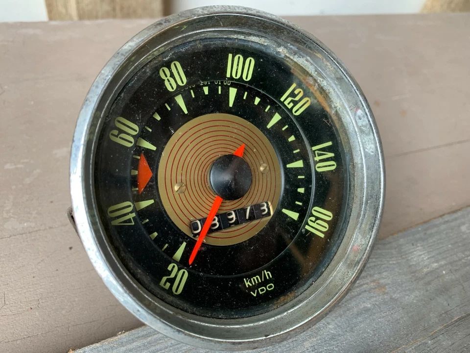 VDO DKW AUTO UNION 1000s/ 3=6 SPEEDOMETER KM/H  - Image 2 of 4