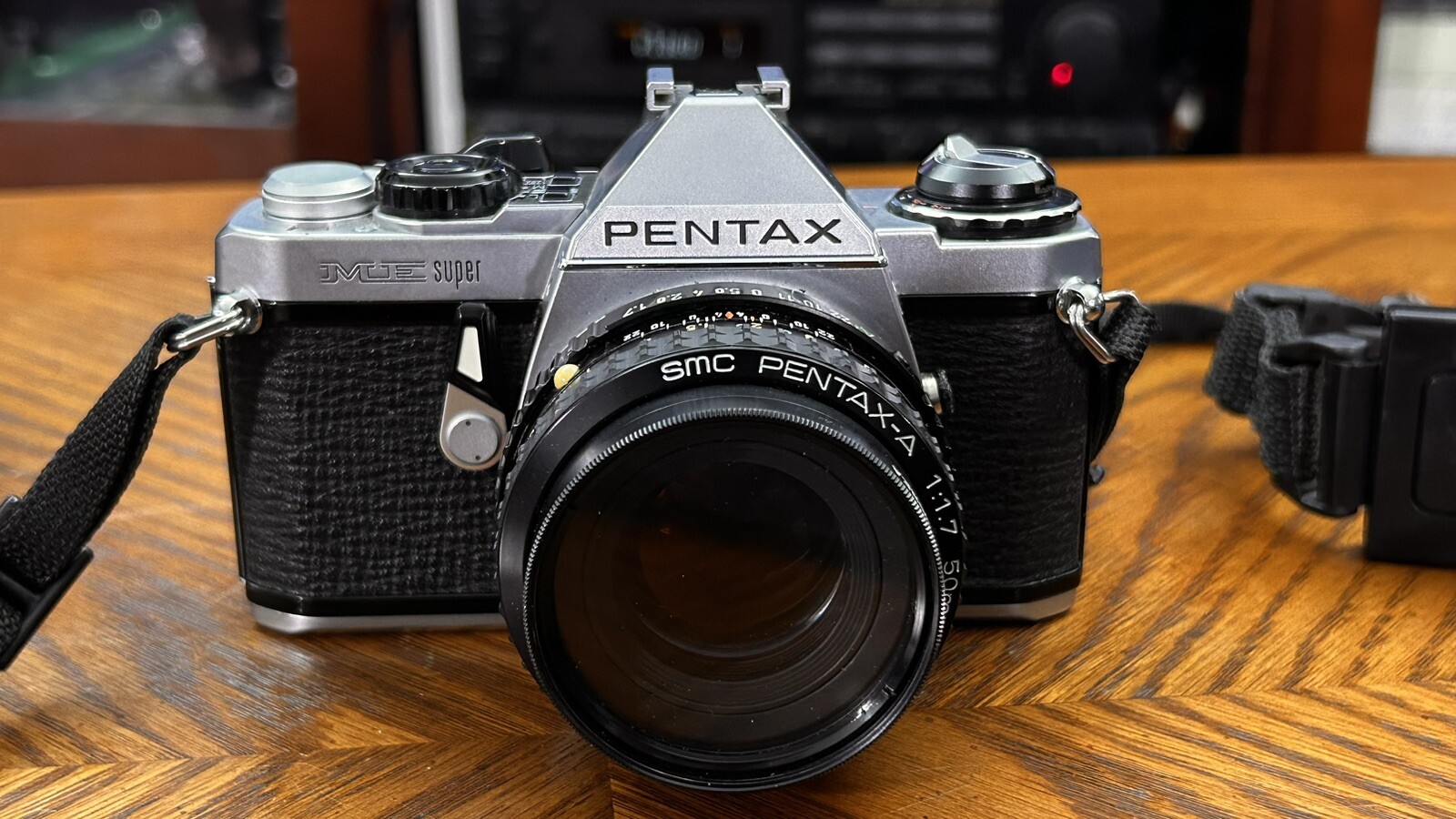 Pentax ME Super 35mm SLR Camera Kit w/ 50mm Lens Excellent Conditions