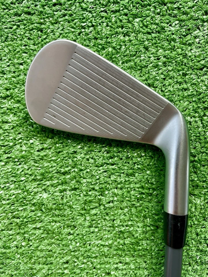 Srixon ZX4 Mk 2 Irons 7-PW Senior Flex Graphite Left Handed Mens Golf Clubs - Image 4 of 4