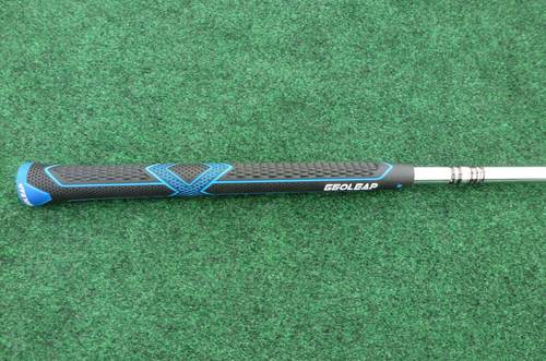 TaylorMade 360 Pitching Wedge R-80 Regular Flex Steel Shaft New Grip RH 35.5" PW - Picture 4 of 5