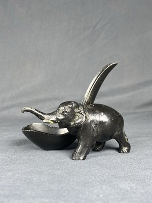 Vintage Metal Elephant Pipe Rest