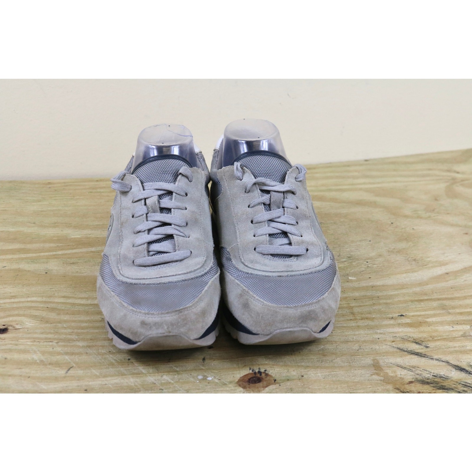 Tory Burch Sneakers Womens 8.5M Gray Leather Sawtooth Logo Shoes Athletic thumbnail 2