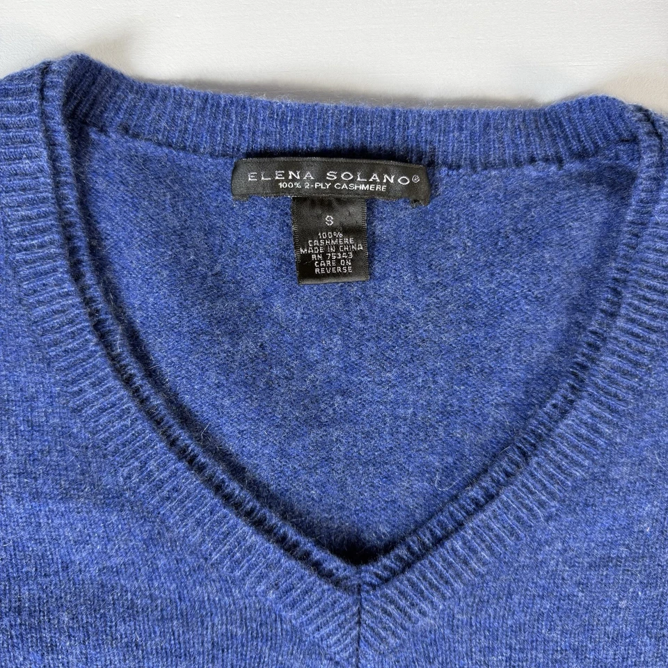 Elena Solano 100% 2-ply Cashmere V Neck Sweater Women's Size Small Blue - Image 3 of 4