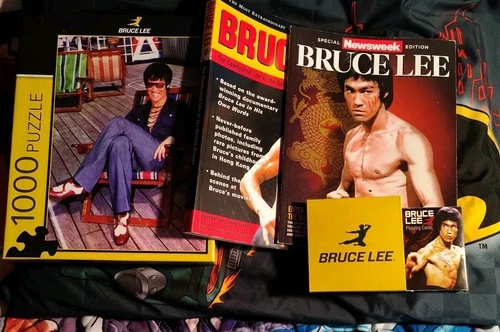 Official Bruce Lee Cards Toy Puzzle Magazines 💯% Authentic