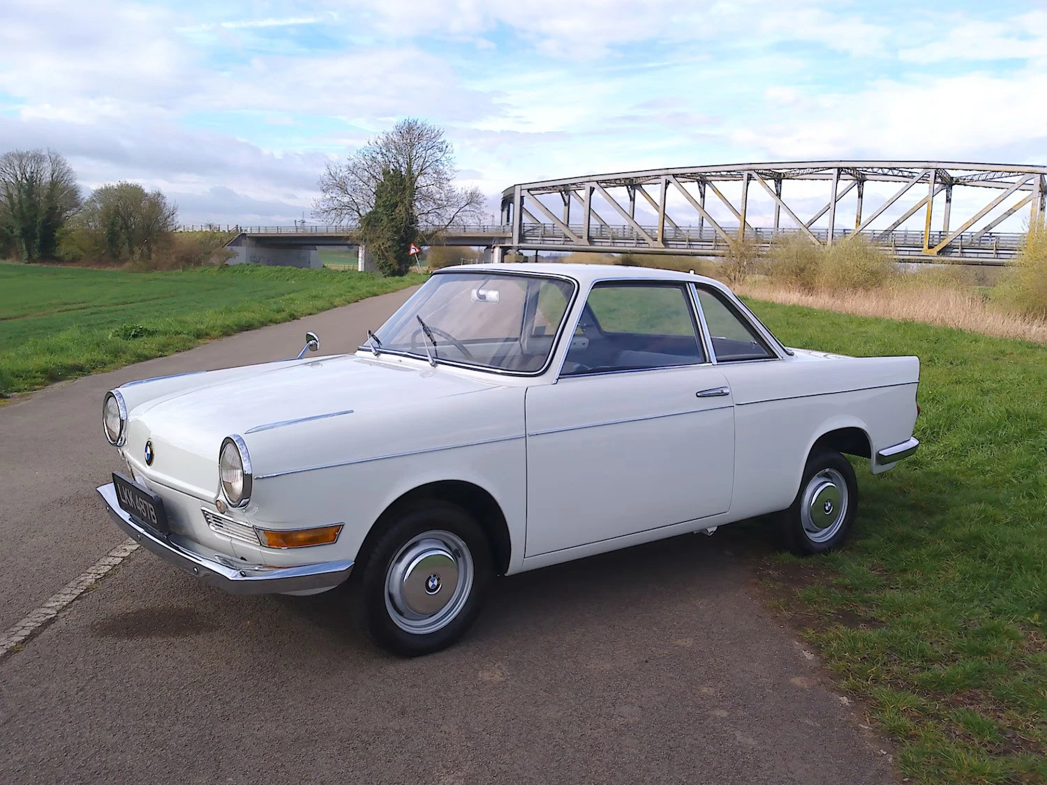 1964 BMW 700 Saloon Electric Auto EV