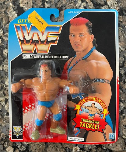 WWF wwe Wrestler Blue Card TATANKA Hasbro 1992...