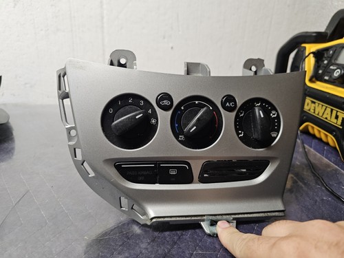 ⭐️ 13-14 Ford Focus Temperature HVAC Heater AC Climate Control Module Switch OEM