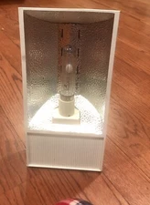 Hydrofarm Sunburst SBCMH315 Indoor Gardening Light Fixture, No accessories.