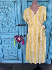 Chic Connection Sunshine Yellow Floral Print Gauzy Boho Wrap Midi Dress Sz LARGE