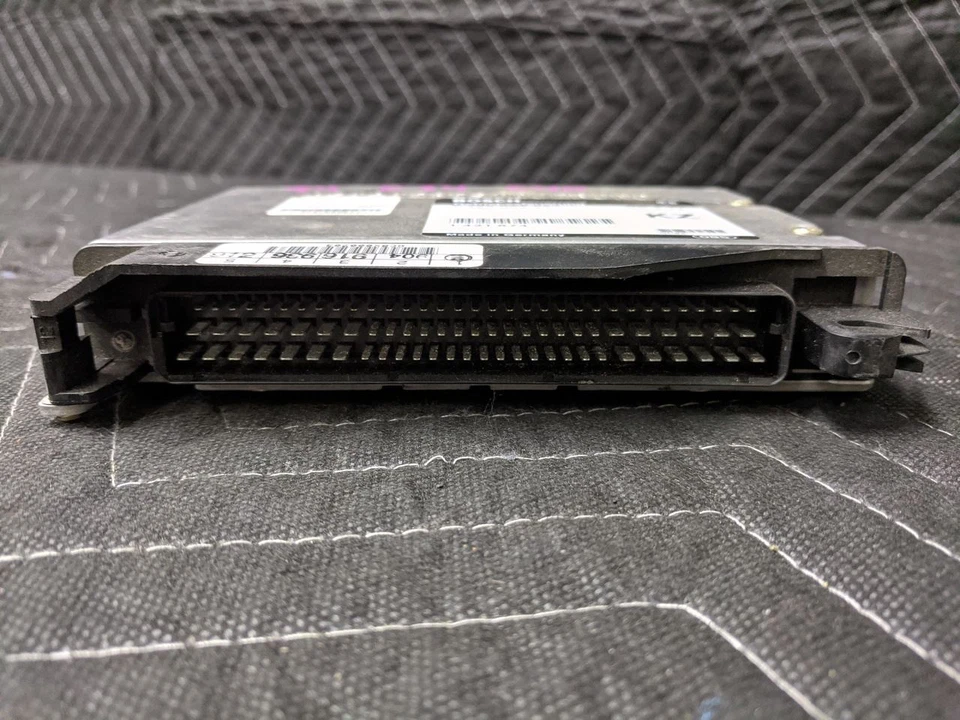 Unidad de control BMW E34 540i EGS con AGS Bosch 24601421674 Foto 4 de 4