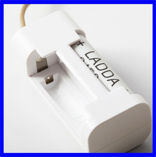 Multi Purpose Universal USB Charger for AA and AAA Rechargeable Batteries - Picture 2 of 4