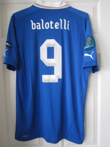 balotelli italy jersey