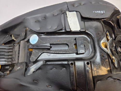 Genuine Harley-Davidson Sportster 48 Solo Seat P52000198 2004-2018 - Picture 13 of 16