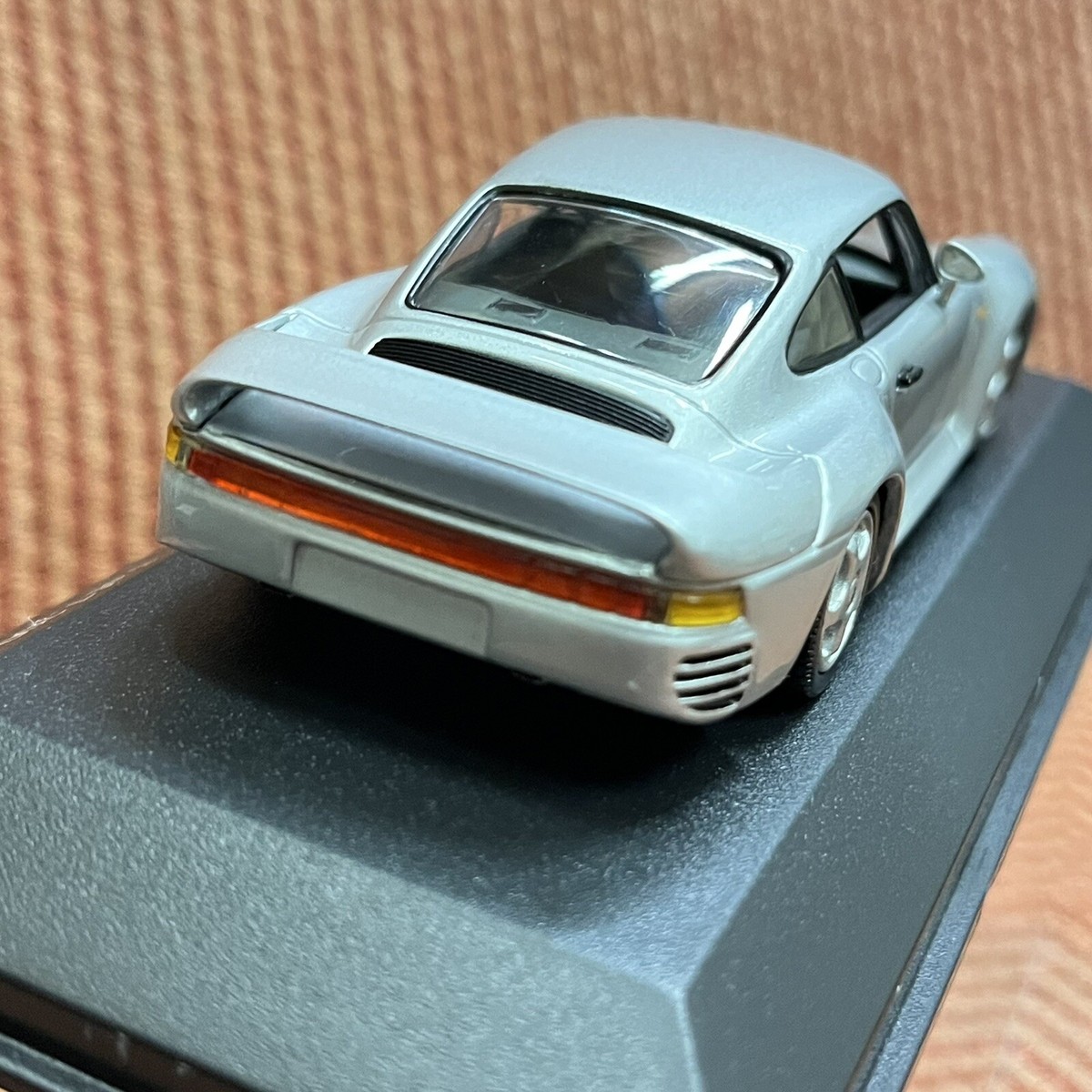 MINICHAMPS 1/43 Scale Porsche 959 Car for sale online | eBay MINICHAMPS 1/43 Scale Porsche 959 Car for sale online | eBay