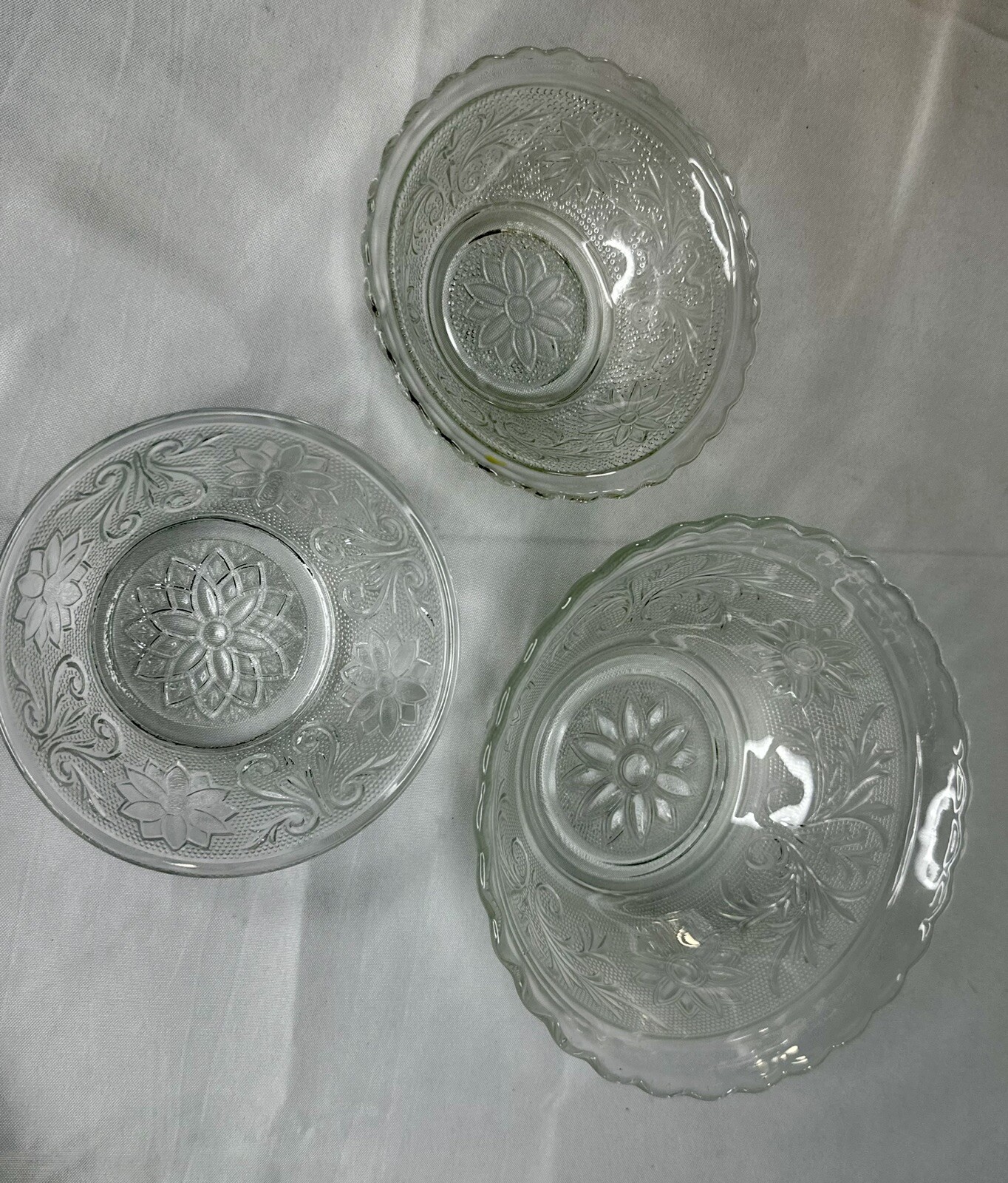 Anchor Hocking 3-Piece Clear Glass Candy Dish Set with Scalloped Floral Edge