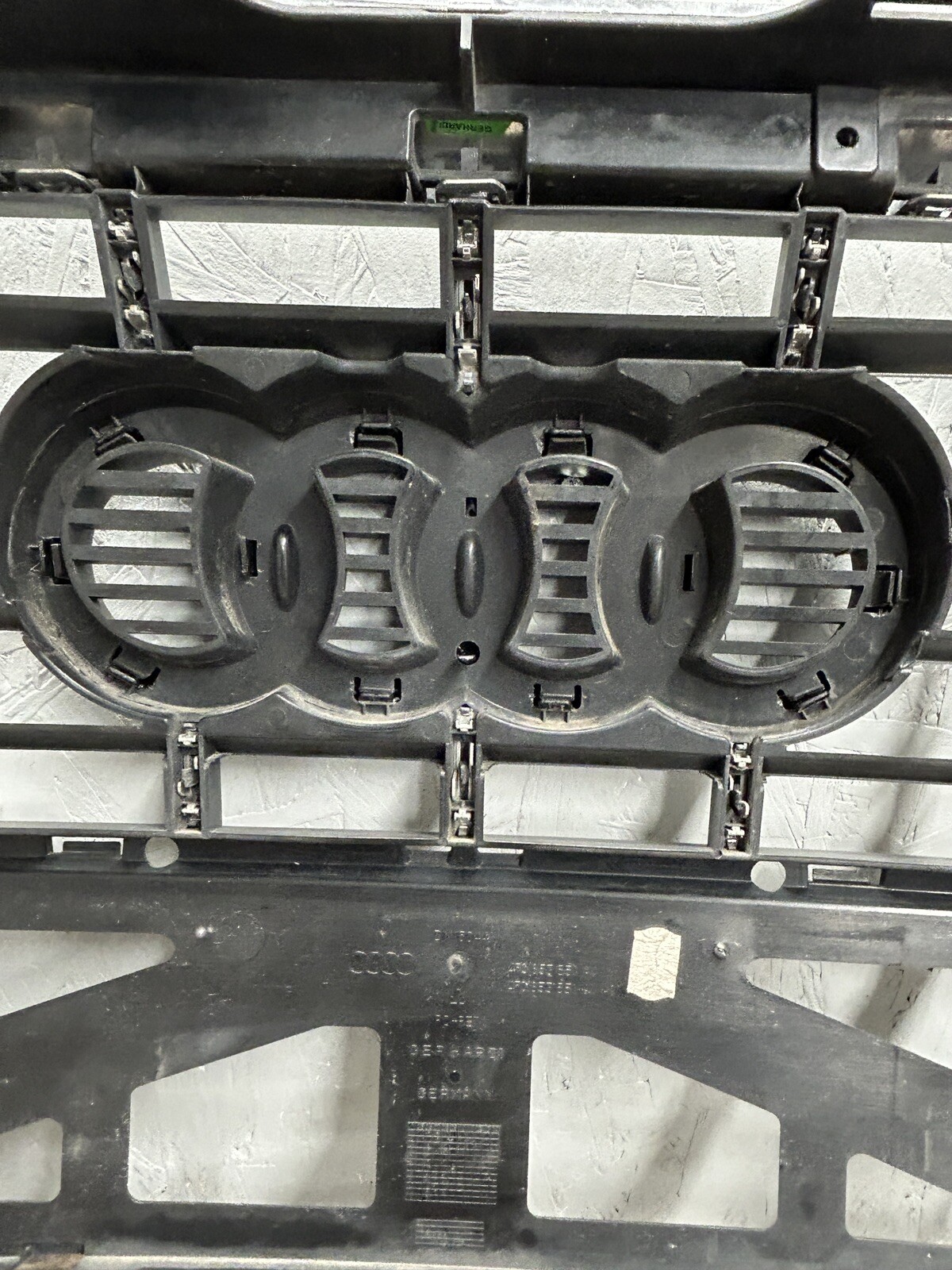 Genuine Audi S6 2005-2011 Front Grille Chrome Black 4F0-853-651-AJ  See VIDEO