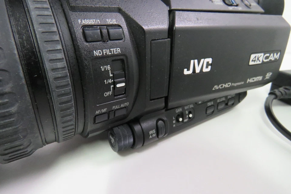 JVC GY-HM170E - 4K Camcorder + Netzteil - Sehr guter Zustand ! - Bild 3 von 4