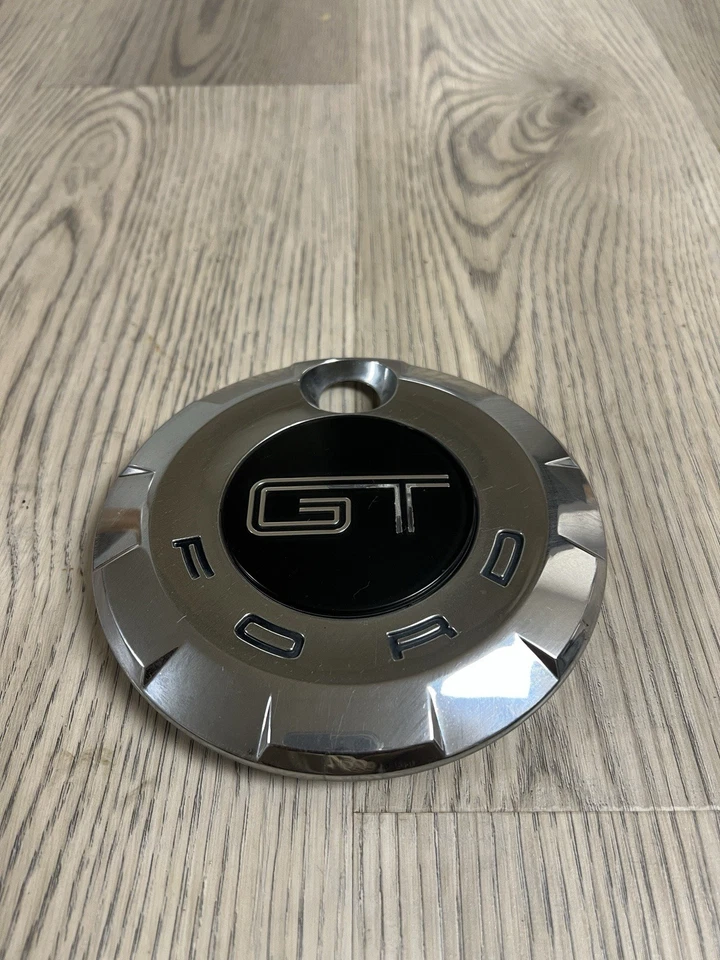 Logotipo emblema porta-malas traseiro 2005 Mustang 4R33-6342508-ad 4xA-59P - Imagem 3 de 4