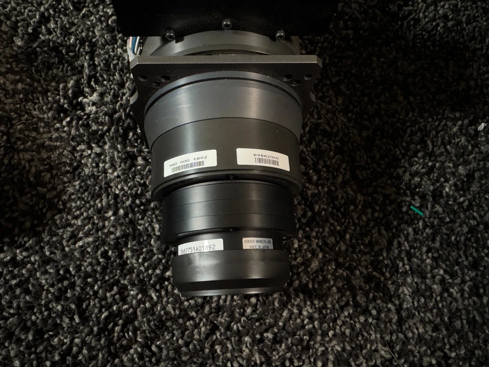 BARCO TLD+ R9862040 Ultra Long Zoom Projector Lens (4.5-7.5) FLM HDX UDX RLM SLM - Image 4 of 4