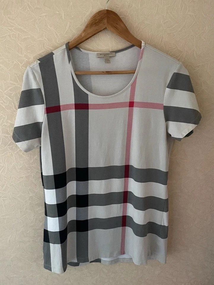 Burberry t shirt size XL multicolor female - Image 3 of 4