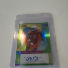 2023 Leaf Vivid Dontayvion Wicks Rookie Autograph Card BA-DW2 3/4 Football. rookie card picture
