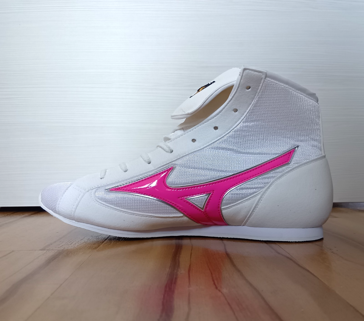 Mizuno Short Boxing Shoes BM525 Easy Spectra White×Flash Pink
