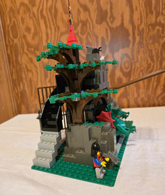 LEGO 6076 DRAGON MASTERS: Dark Dragon's Den  - 100% w/box & instructions