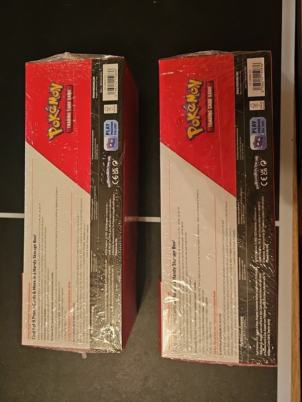 Pokemon TCG: Scarlet & Violet - Prismatic Evolutions Surprise Box