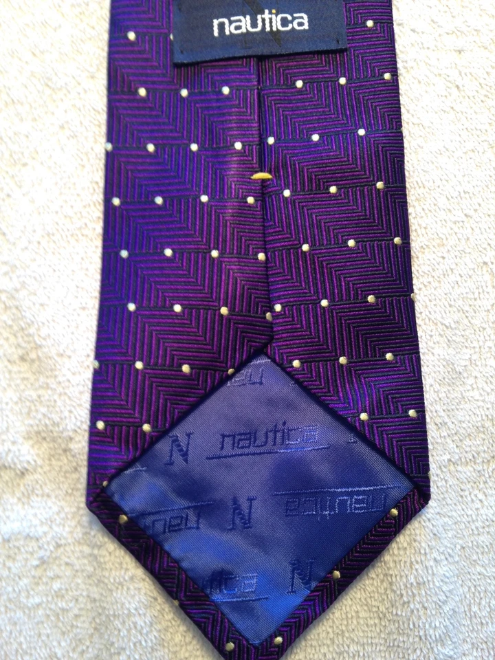 NAUTICA 男式领带紫色带金色圆点 4 X 59 — 第 4/4 张图片