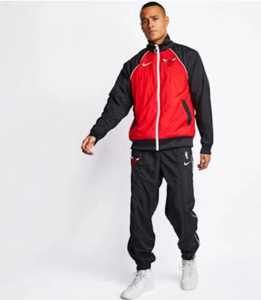 nike tracksuit loose fit
