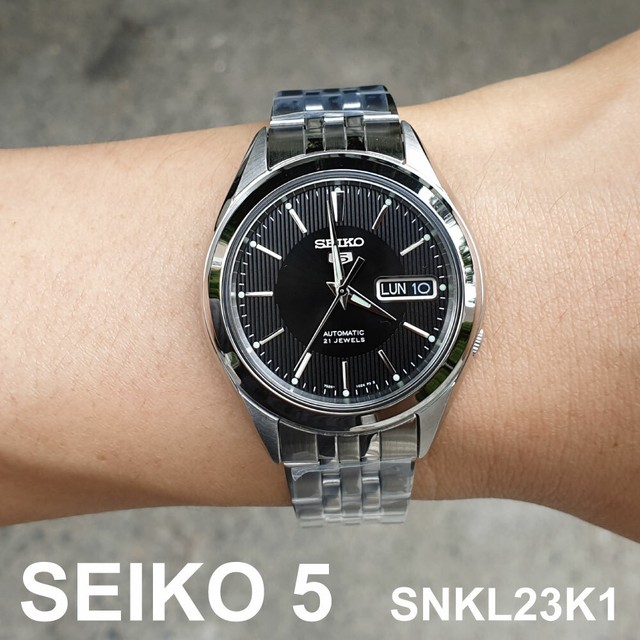 seiko chronograph 38mm