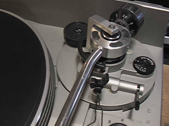 Technics SL-1950 Direct Drive Automatic Turntable. Rare Vintage