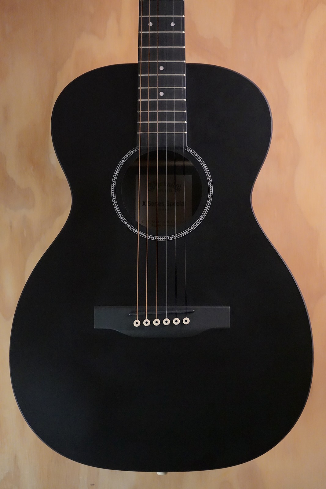 Martin X Series Remastered 0-X1 Black Acoustic Guitar Gig Bag Excellent