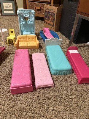 Vtg Barbie furniture Lot- Musical Dream Bed Nutcracker +Barbie Dreamhouse 
