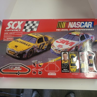 scx compact nascar tri oval slot car set, complete with cars in ...
