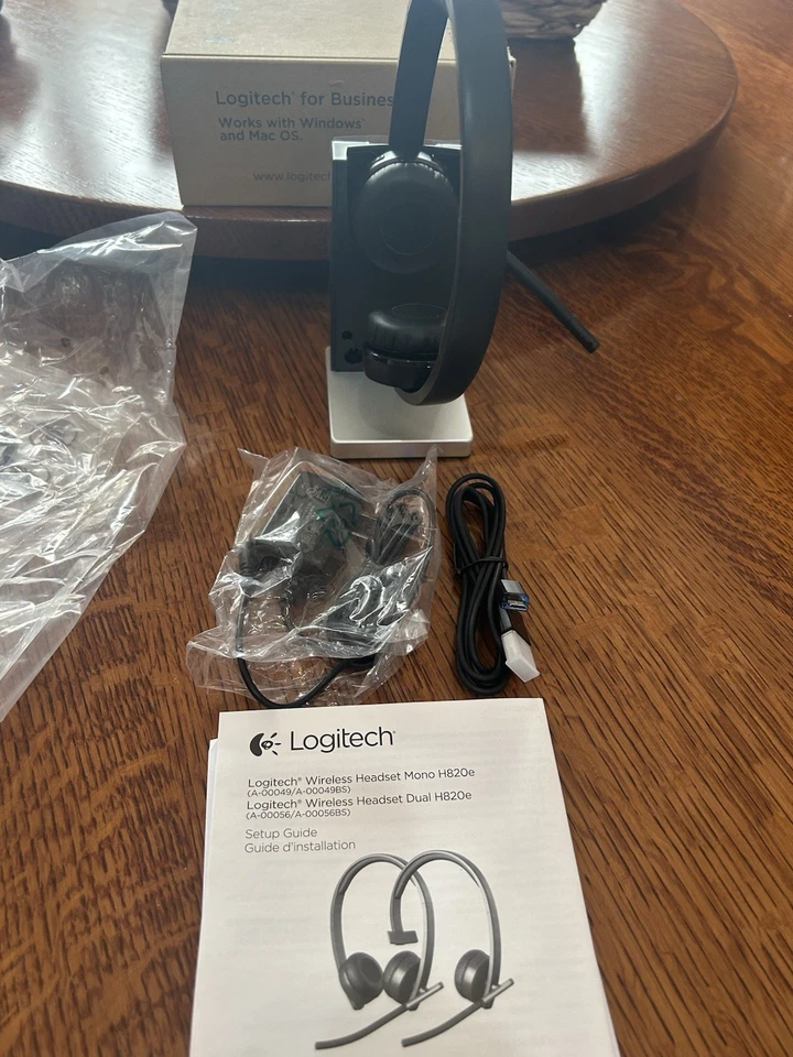 Logitech H820e Wireless Mono Headset Skype Cisco Compatible - Image 4 of 4