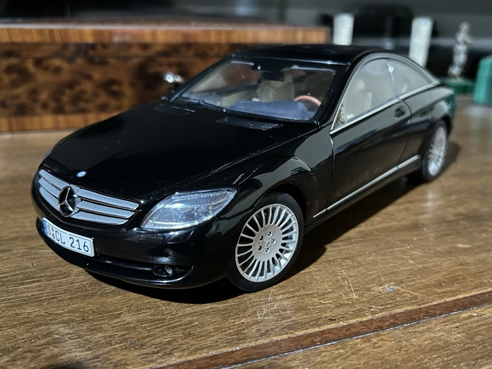 Autoart 1/18 Mercedes CL Rara - Immagine 2 di 4