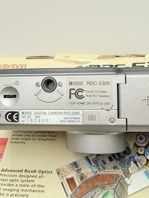Ricoh RDC-5300 2.3MP Compact Digital Camera Silver With Box