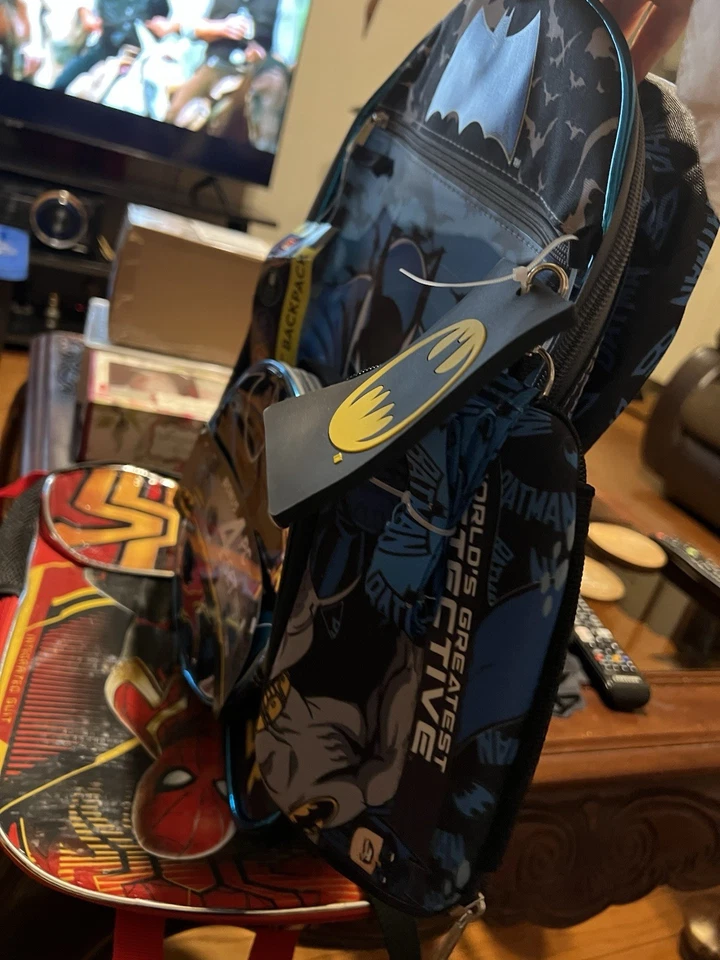 DC Comics Batman 16 Backpack with 4pcs Set Pack for Boys Water Resistant New - Image 4 of 4