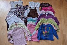 Paket Kinderkleidung, Frühling/Sommer, Mädchen, 28 Teile, Gr. 104, 110