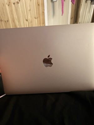 Apple MacBook Air 2020 13-inch
