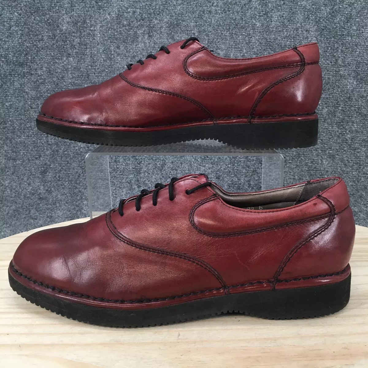 Red sales rockport shoes