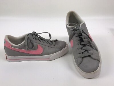 Nike Womens Gray Pink Sweet Classic Low 