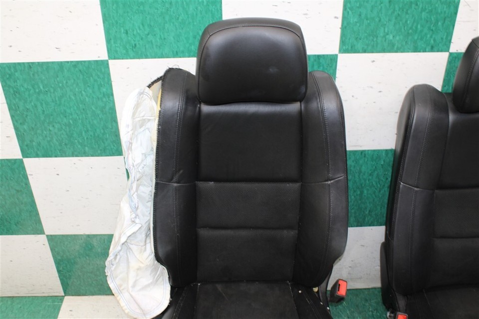 *NOTE* 19' GRAND CHEROKEE Black Suede Heated Dual Power Buckets