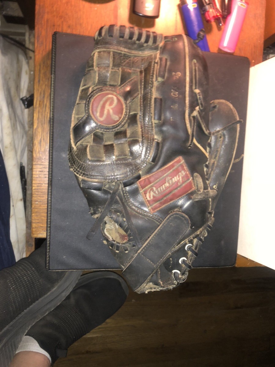 vintage rawlings baseball glove RHT. 1970s-80s Broken In