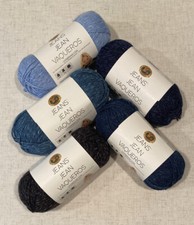 Lion Brand Yarns Jeans Yarn 3.5 oz / 100 g 246 yds / 225 m Sold per skein