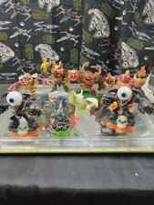 Skylander Giants Asst Lot Of 9 Activision